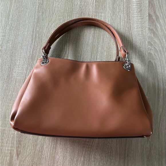 NWOT … JONES NEW YORK “Signature” Quilted Shoulder Bag - Picture 2 of 4